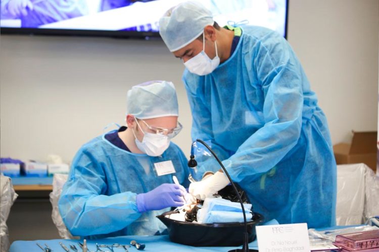 Aug-2015 Comprehensive Surgical Dental Implant Program