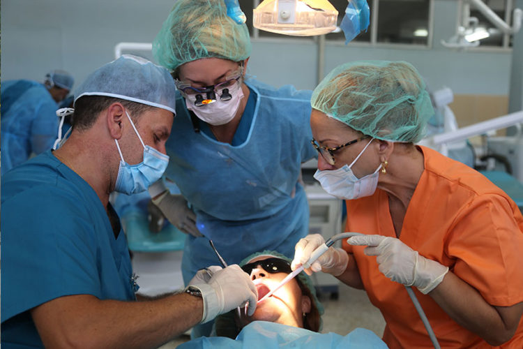 Sept-2016 Dental Implant Course - Live Patient Program