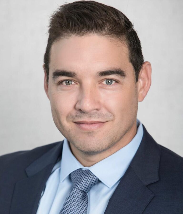 Dr. Lazaro Gavilla DDS - ITC Seminars Dental Implant Training